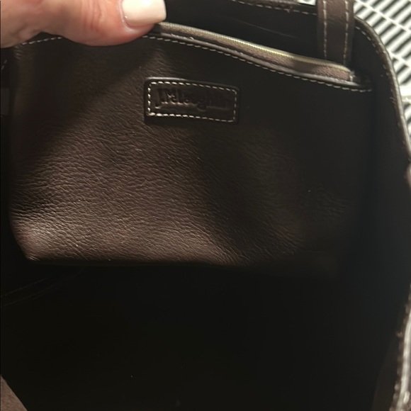 J. McLaughlin Brown Leather Tote Bag with Minimalist Design - Picture 4 of 6